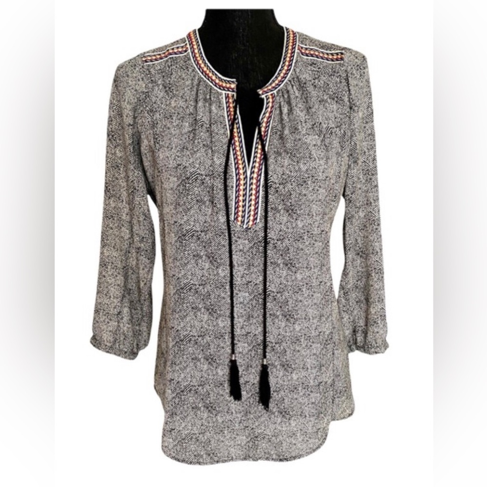 Daniel Rainn size large Black and White Blouse
